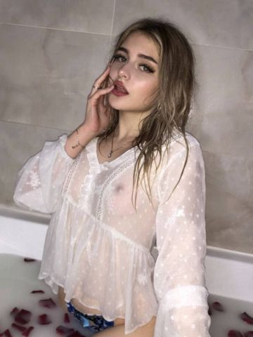 Николь
